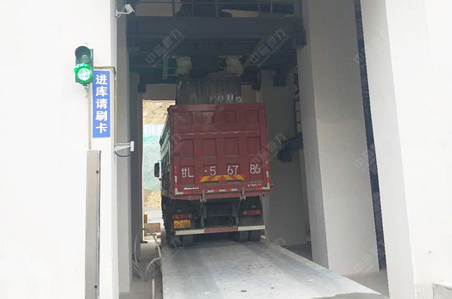 �o��ֵ�������Ԅ��b܇ϵ�y(t��ng)