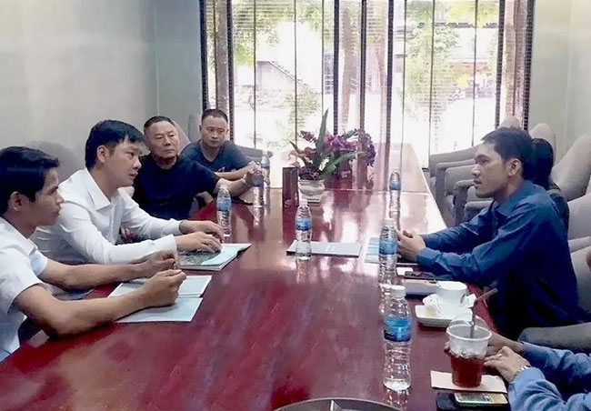 ���u(y��)��������կ����(w��)��������������һ��һ·�����O(sh��)