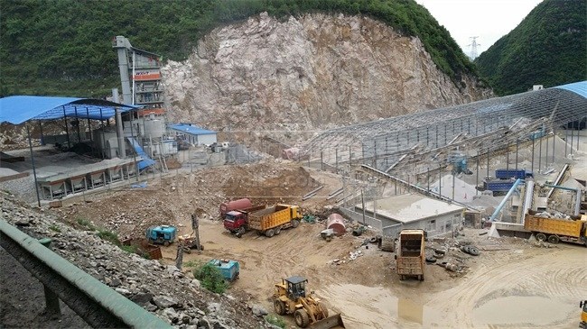 貴州生產(chǎn)線生產(chǎn)現(xiàn)場(chǎng)