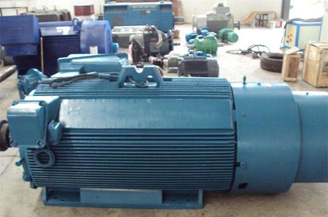 錘式破碎機(jī)發(fā)動機(jī)