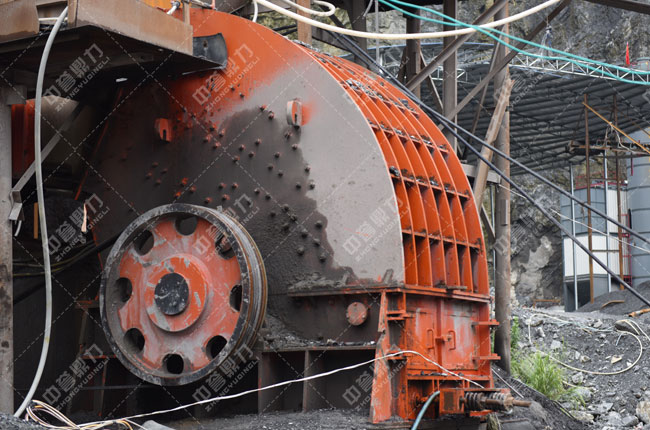 ���ϼ��P�˶��r�²�ʯ��(ch��ng)�r(sh��)�a(ch��n)500��ʯ�����a(ch��n)��-����