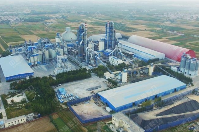 水泥廠破碎生產(chǎn)線