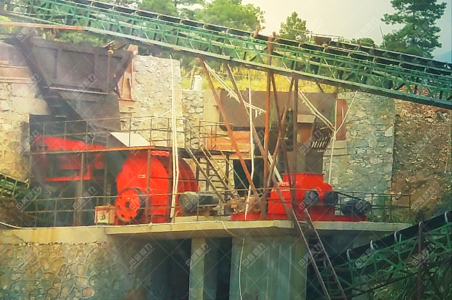 砂石生產(chǎn)線上有序配置的設(shè)備