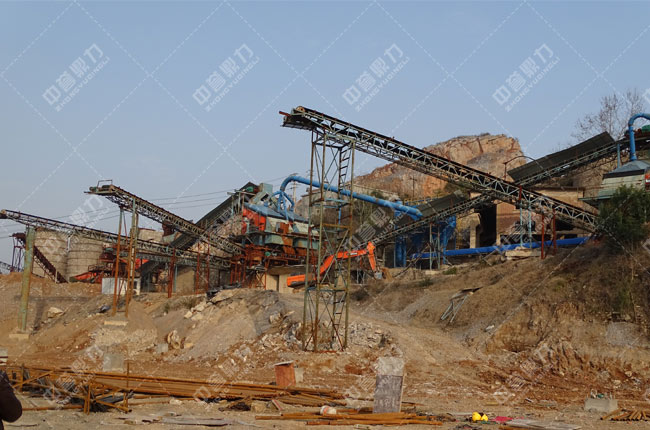 ����ʡ�Sʯ���Fɽ�^(q��)�F�ǵV�I(y��)�r(sh��)�a(ch��n)600-800��ɰʯ���a(ch��n)��