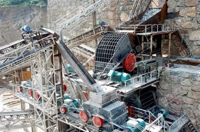 大型設(shè)備使用現(xiàn)場(chǎng)