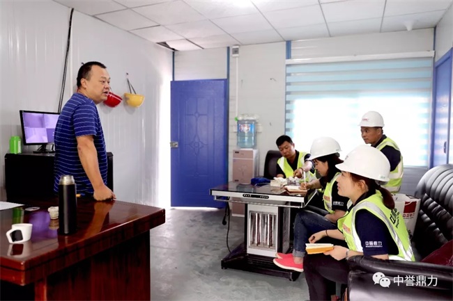 �͑���ͨ�����F(xi��n)��