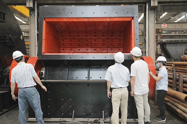 實(shí)地參觀中譽(yù)鼎力智能化一體生產(chǎn)車(chē)間