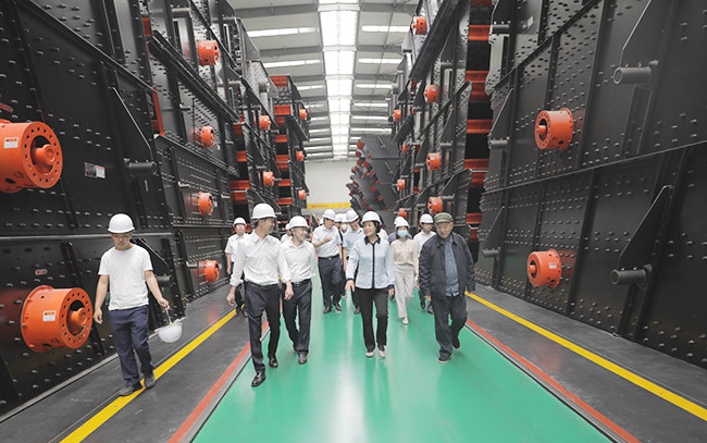 ����ʡ�˲Ź����΄�(w��)�����{(di��o)�нM���^���u�������ܻ�һ�w���a(ch��n)܇�g